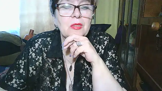 Snapshot of VeronicaGold511 chatting on 11/19/25, 07:41 VeronicaGold511 online show from 11/19/25, 07:41