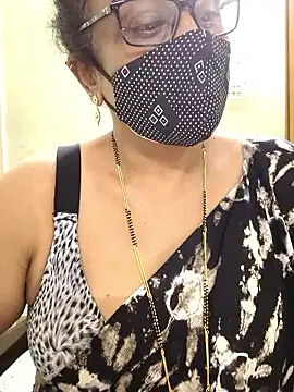 sweet-lotus online show from 10/11/25, 05:50