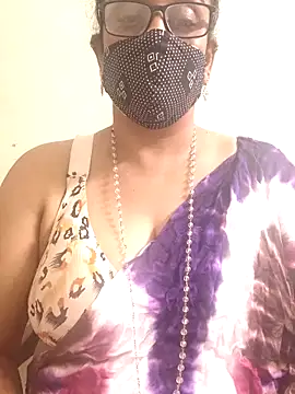 sweet-lotus online show from 11/03/25, 09:21