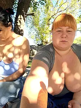 Snapshot of Miss_tits2025 chatting on 09/23/25, 07:00 Miss tits2025 online show from 09/23/25, 07:00