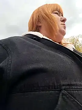 Snapshot of Miss_tits2025 chatting on 10/14/25, 10:38 Miss tits2025 online show from 10/14/25, 10:38