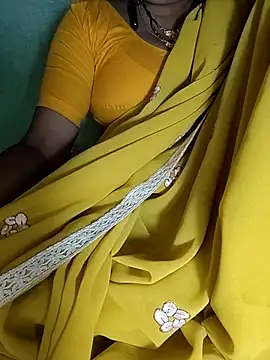 Hotty-Monaa online show from 10/19/25, 05:02