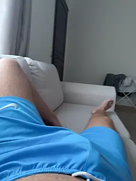 Snapshot of HommeSecret- chatting on 09/21/25, 05:25 HommeSecret- online show from 09/21/25, 05:25