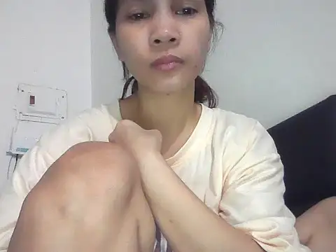 Snapshot of ivyloving4you chatting on 10/19/25, 05:46 ivyloving4you online show from 10/19/25, 05:46