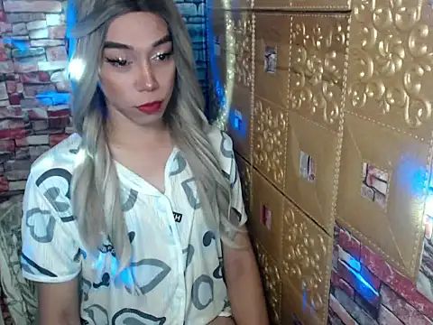 Snapshot of Tarahdoll69 chatting on 09/13/25, 06:24 Tarahdoll69 online show from 09/13/25, 06:24