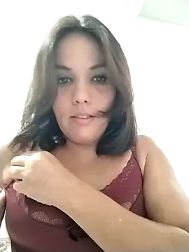Snapshot of Bellapotencia1985 chatting on 09/13/25, 10:04 Bellapotencia1985 online show from 09/13/25, 10:04