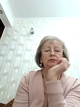 AlikaSwan5821 online show from 10/19/25, 02:07