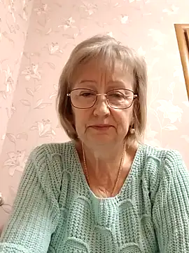 AlikaSwan5821 online show from 10/26/25, 12:11