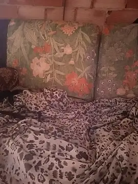 jojo1986No online show from 10/26/25, 11:49