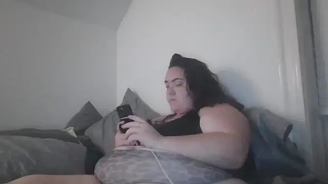 RoseNherThorns online show from 09/20/25, 04:35