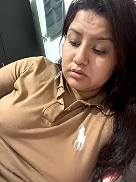 naomy26 online show from 11/08/25, 04:01