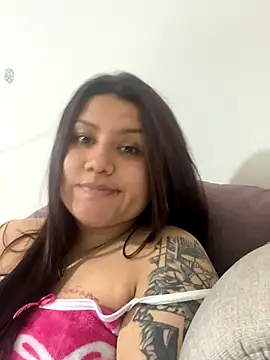 naomy26 online show from 11/19/25, 03:50