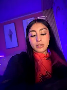 Violeet Smith online show from 09/29/25, 02:00