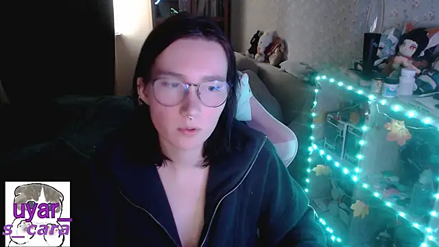 s cara online show from 10/12/25, 12:04