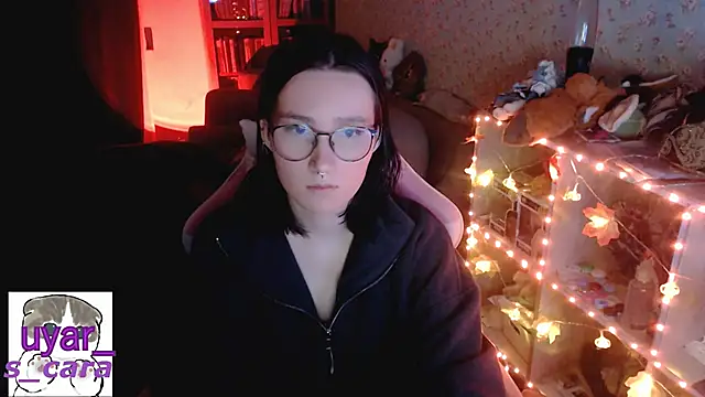 s cara online show from 10/26/25, 06:03