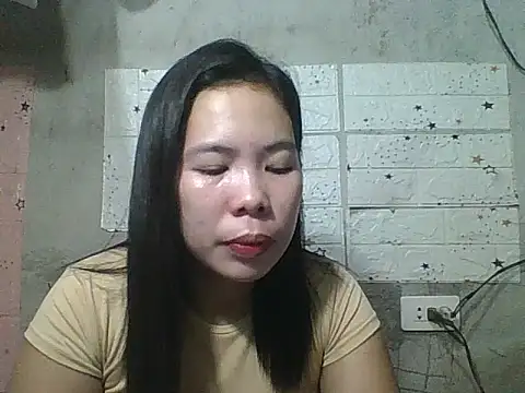 Snapshot of pinaysinglemommm chatting on 09/20/25, 09:27 pinaysinglemommm online show from 09/20/25, 09:27