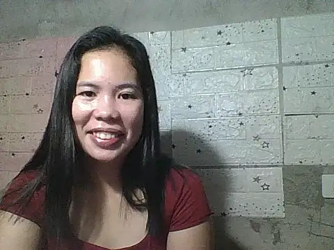 Snapshot of pinaysinglemommm chatting on 10/05/25, 09:18 pinaysinglemommm online show from 10/05/25, 09:18