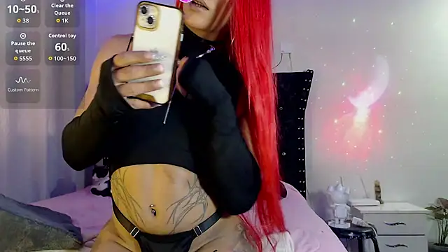 Snapshot of sweet_britanny_ chatting on 09/13/25, 02:28 sweet britanny online show from 09/13/25, 02:28