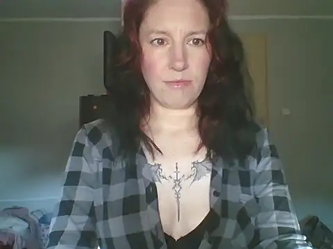 Snapshot of JudyFetish chatting on 09/09/25, 06:13 JudyFetish online show from 09/09/25, 06:13