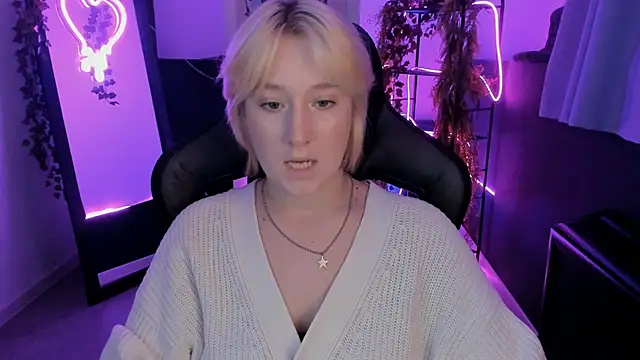 CinBellamy online show from 10/14/25, 05:19