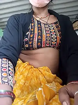 Snapshot of MISS_LOVE_001 chatting on 10/23/25, 08:46 MISS LOVE 001 online show from 10/23/25, 08:46