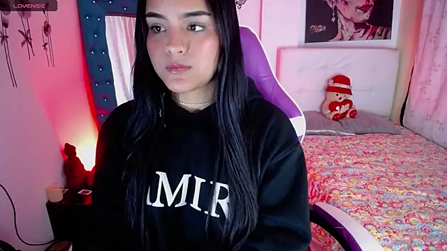Snapshot of Bellaa_2 chatting on 09/30/25, 03:11 Bellaa 2 online show from 09/30/25, 03:11