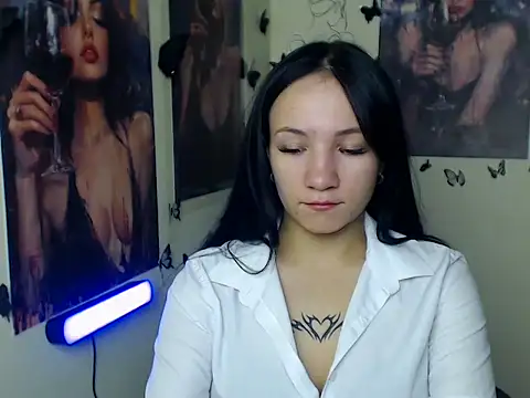 Em7MaA online show from 10/29/25, 01:13