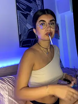 Snapshot of Lina_Xstasy chatting on 09/27/25, 03:28 Lina Xstasy online show from 09/27/25, 03:28