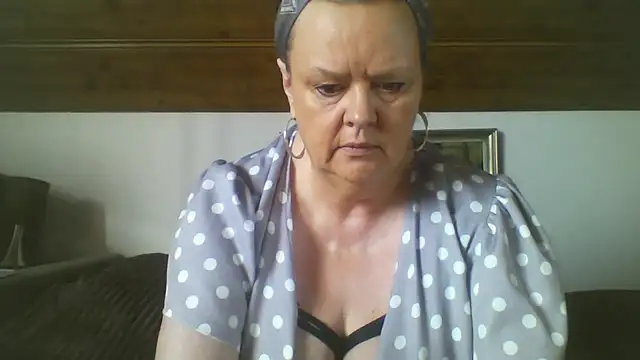 TiffanyMature online show from 09/13/25, 07:08