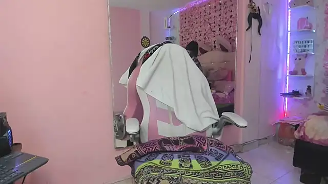 Littlecat 1 online show from 09/15/25, 01:11