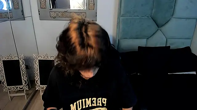 Dereck Manson online show from 11/05/25, 11:54