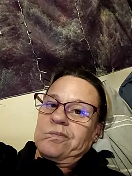 PremiumKitty online show from 10/28/25, 10:19