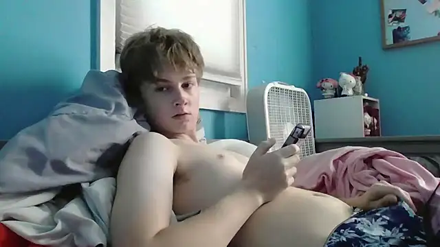 Snapshot of Liam_axel35 chatting on 09/22/25, 02:41 Liam axel35 online show from 09/22/25, 02:41
