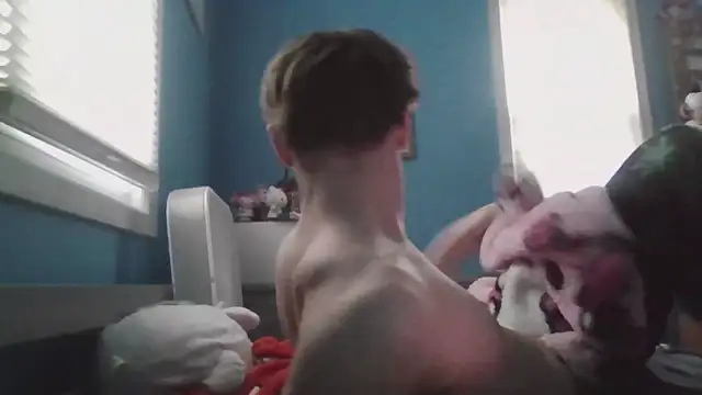 Snapshot of Liam_axel35 chatting on 11/08/25, 06:40 Liam axel35 online show from 11/08/25, 06:40