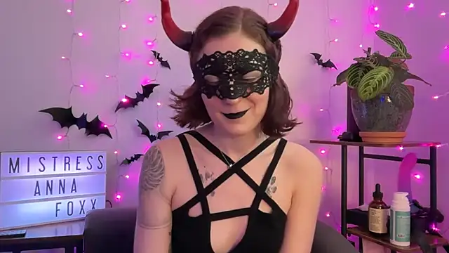 mistressannafoxx online show from 10/30/25, 09:15