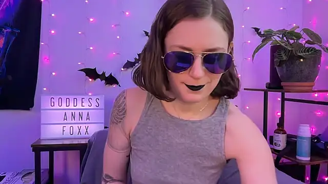 mistressannafoxx online show from 11/18/25, 10:14