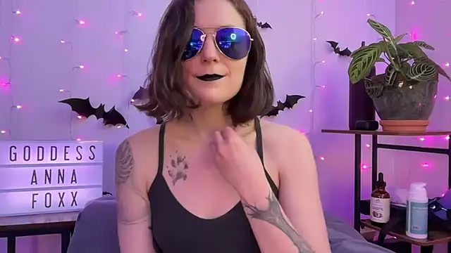 mistressannafoxx online show from 11/20/25, 09:47