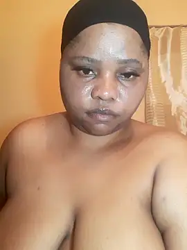 PRINCESSEMELXX93 online show from 10/18/25, 01:41