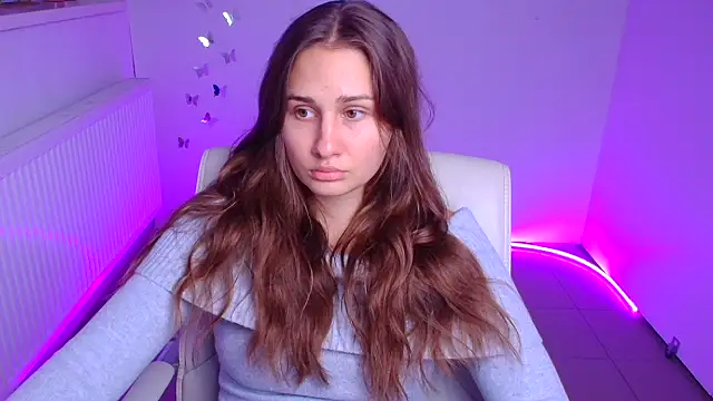 Stefanie Sweet online show from 10/06/25, 05:38