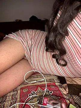 jiya00 online show from 10/30/25, 07:03