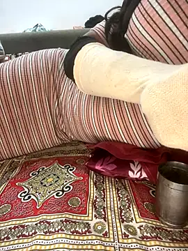 jiya00 online show from 11/03/25, 07:26