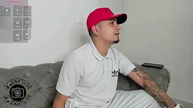 OwenStonne  online show from 10/11/25, 03:50