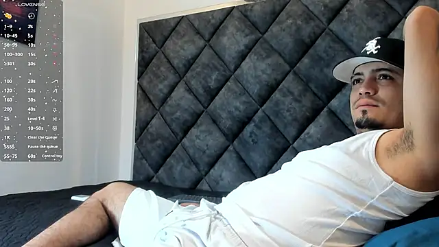 OwenStonne  online show from 11/15/25, 12:56