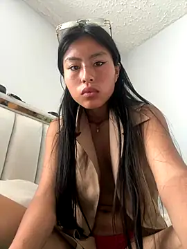 Snapshot of vanesa51 chatting on 09/27/25, 04:12 vanesa51 online show from 09/27/25, 04:12