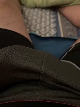 Snapshot of T0To_ chatting on 10/30/25, 05:57 T0To online show from 10/30/25, 05:57