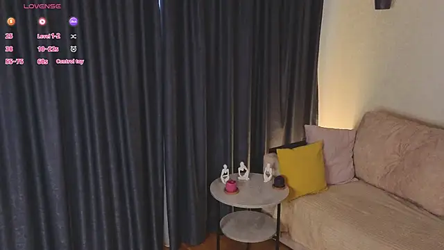 LouisaChaobal online show from 10/18/25, 01:08