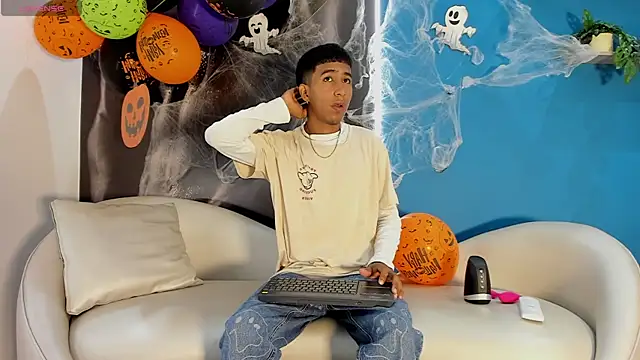 ender h0t online show from 10/30/25, 01:34