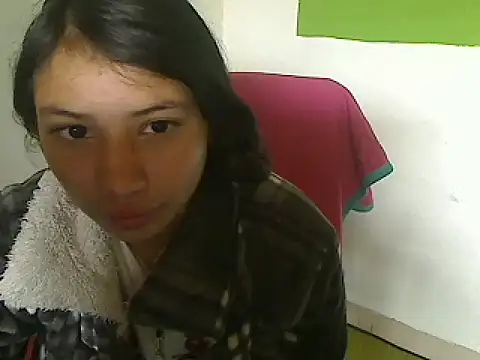 Snapshot of akamesweet chatting on 10/11/25, 12:58 akamesweet online show from 10/11/25, 12:58