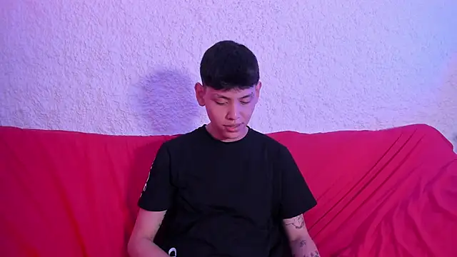 zeus blaze online show from 11/11/25, 07:58