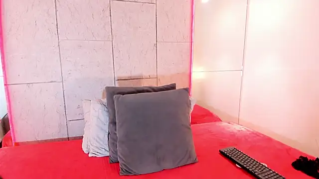 Snapshot of Lushi_Love chatting on 10/06/25, 07:33 Lushi Love online show from 10/06/25, 07:33